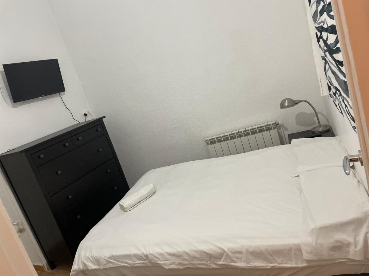 Leon Habitaciones Мадрид Экстерьер фото